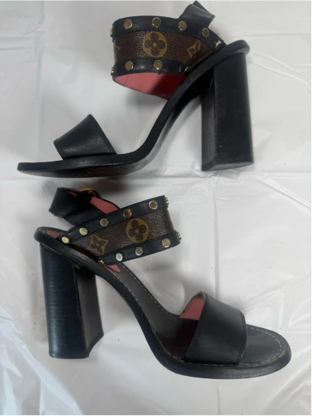 Designer Louis Vuitton Size 8 38 Passenger Style Sandal Women's Heels - Picture 12 of 16
